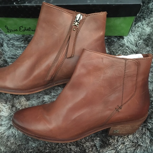 Sam Edelman size 6 1/2 Leather Almond boots NWT - Picture 5 of 8